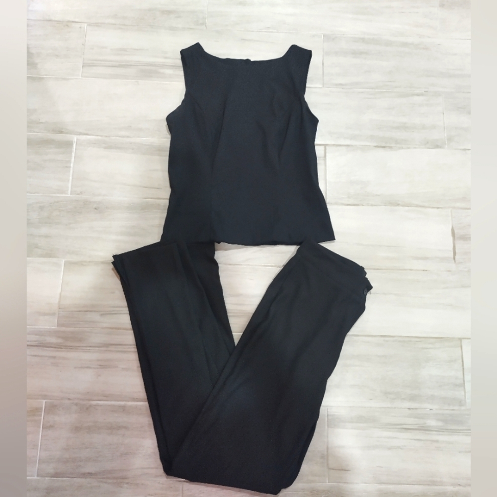 Elegant Black Sleeveless Top And Pants Set